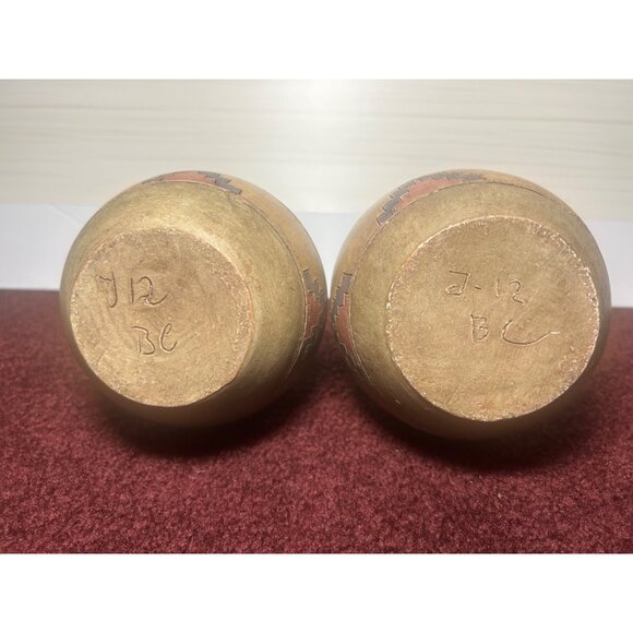 Signed Pottery Set Of 2 Aztec Mayan Wedding Vases Storytelling Matching - Picture 5 of 9